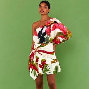 NWT FARM RIO TOUCAN TOP! SMALL!